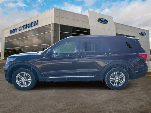 Certified 2022 Ford Explorer XLT w/ Equipment Group 202A image 2