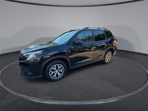 Certified 2023 Subaru Forester Premium image 4