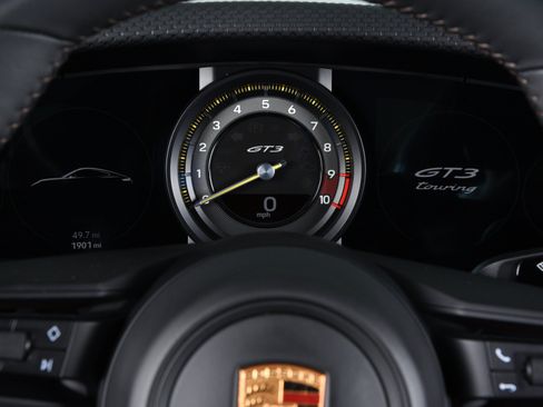 Used 2022 Porsche 911 GT3 RWD image 8