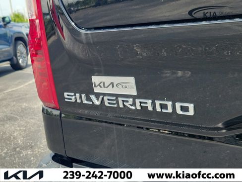 Used 2025 Chevrolet Silverado 1500 LT w/ Protection Package AWD/4WD image 10