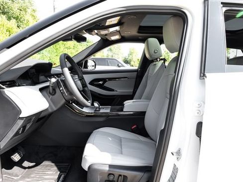New 2026 Land Rover Range Rover Evoque S AWD/4WD image 4