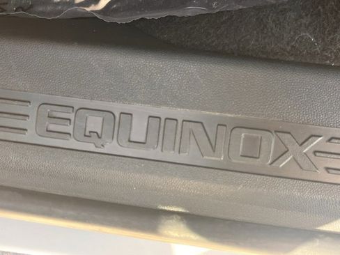 Used 2021 Chevrolet Equinox LT image 25