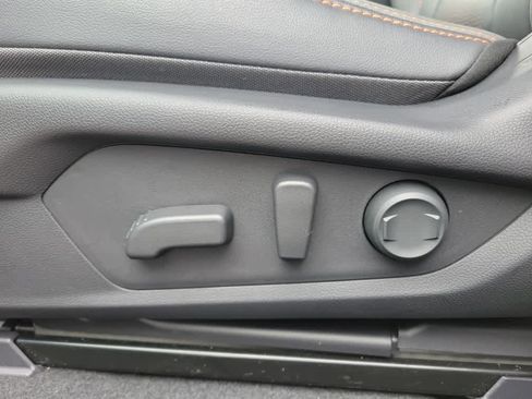 Certified 2025 Subaru Crosstrek 2.5i Limited w/ Crosstrek Mirror Package image 21