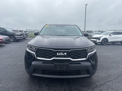 Used 2023 Kia Sorento LX AWD/4WD image 8
