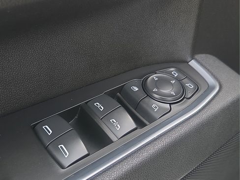 Used 2025 GMC Sierra 1500 SLT AWD/4WD image 14