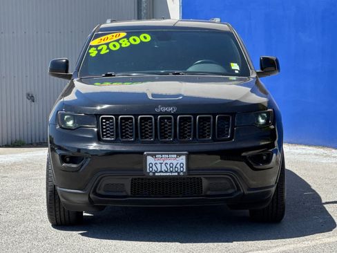 Used 2020 Jeep Grand Cherokee Laredo w/ Laredo X Package RWD image 9