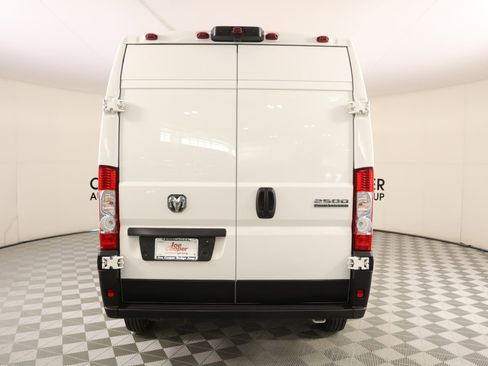 Used 2023 RAM ProMaster 2500 FWD image 19