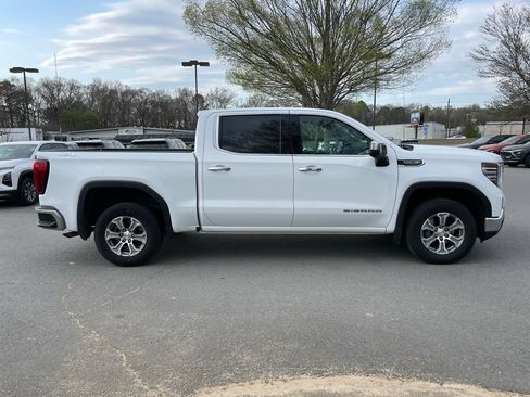 Used 2025 GMC Sierra 1500 SLT AWD/4WD image 8