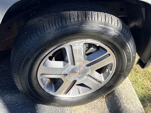 Used 2007 Chevrolet TrailBlazer LS w/ Skid Plate Package AWD/4WD image 4