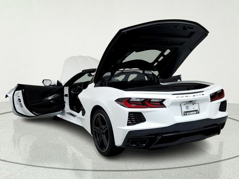 Used 2024 Chevrolet Corvette Stingray Coupe w/ 1LT RWD image 11