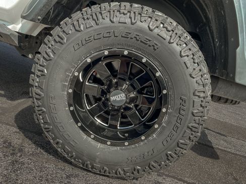 Used 2020 Jeep Gladiator Sport w/ Quick Order Package 24S AWD/4WD image 9