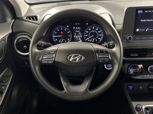 Used 2022 Hyundai Kona SEL image 16