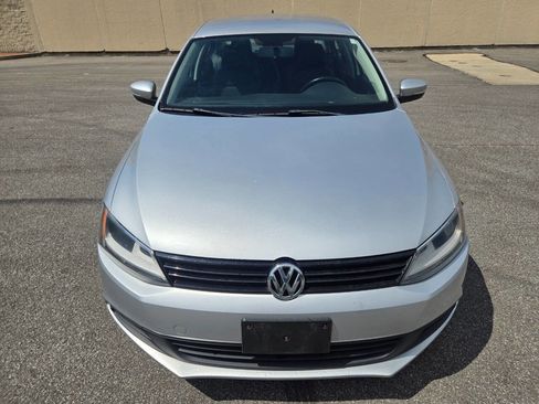 Used 2012 Volkswagen Jetta SE FWD image 16