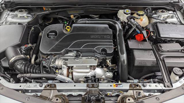 Used 2024 Chevrolet Malibu LT FWD image 33