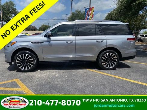 Used 2023 Lincoln Navigator Black Label AWD/4WD image 2