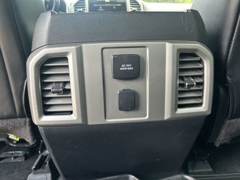Used 2015 Ford F150 Lariat AWD/4WD image 23
