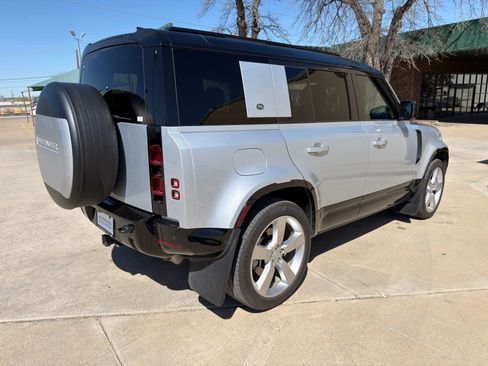 Certified 2024 Land Rover Defender 110 X-Dynamic SE image 5