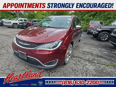 Used 2018 Chrysler Pacifica Limited