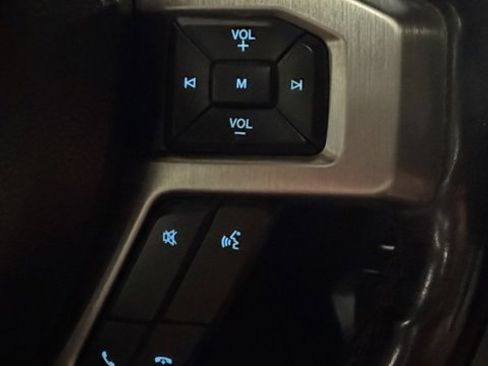 Used 2022 Ford F250 Platinum image 16