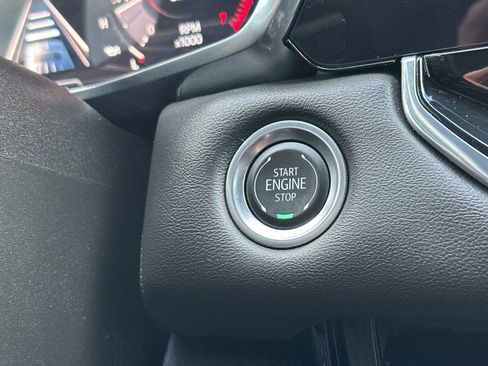 Used 2025 GMC Canyon Elevation AWD/4WD image 24