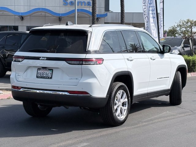 Used 2022 Jeep Grand Cherokee Limited AWD/4WD image 5