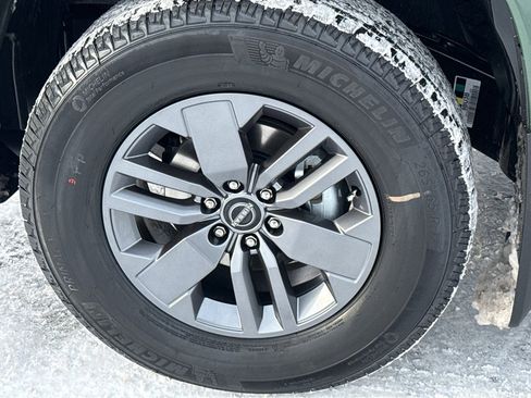 New 2026 Nissan Frontier SV image 9