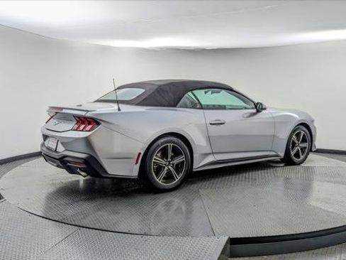 Used 2024 Ford Mustang Premium image 31