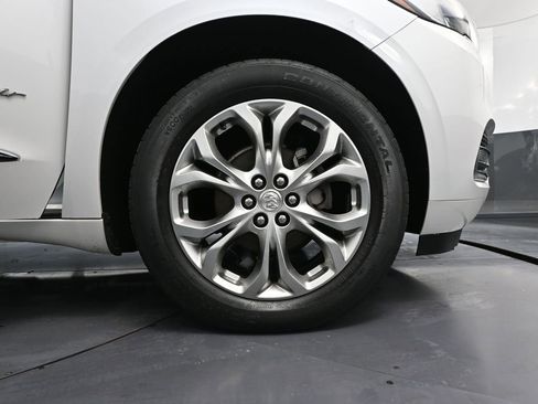 Used 2020 Buick Enclave Avenir w/ Avenir Technology Package image 18