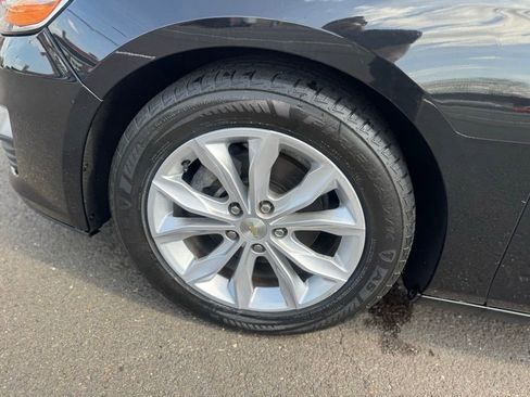 Used 2020 Chevrolet Malibu LT FWD image 15