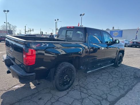 Used 2018 Chevrolet Silverado 1500 LT w/ All Star Edition image 6
