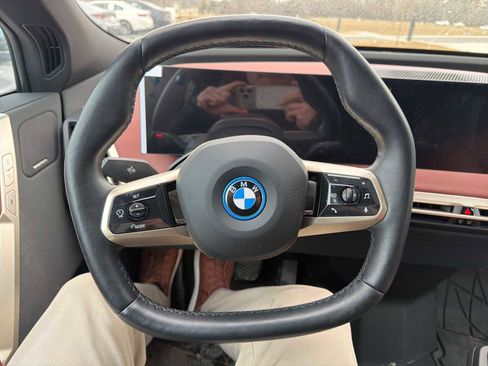 Certified 2023 BMW iX xDrive50 w/ Premium Package image 15