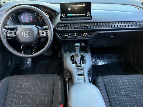 Certified 2025 Honda HR-V Sport image 13