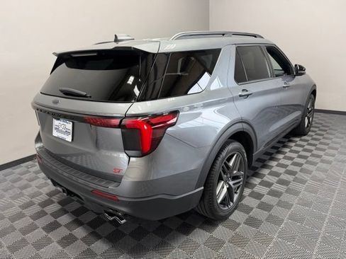 Used 2025 Ford Explorer ST w/ Sun And Sound Package AWD/4WD image 8