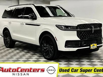 Used 2025 Lincoln Navigator Reserve w/ Jet Appearance Package