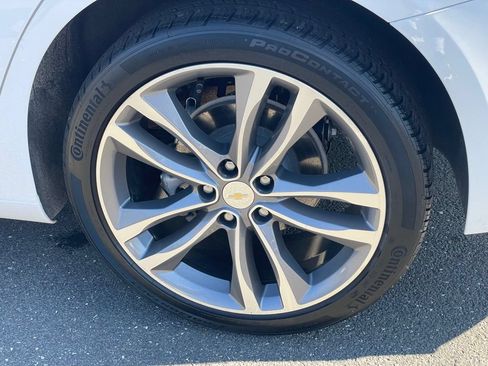 Used 2024 Chevrolet Malibu LT FWD image 25