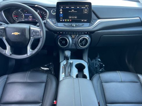 Used 2023 Chevrolet Blazer LT image 4