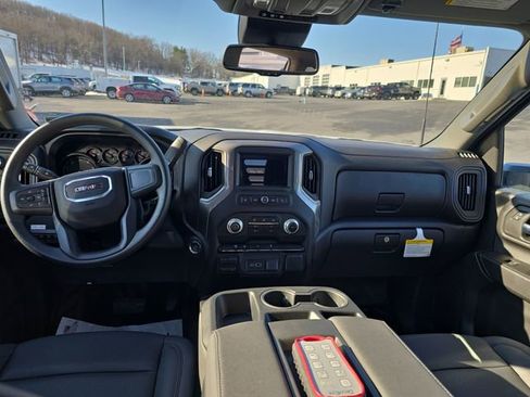 New 2026 GMC Sierra 3500 Pro w/ Convenience Package image 11