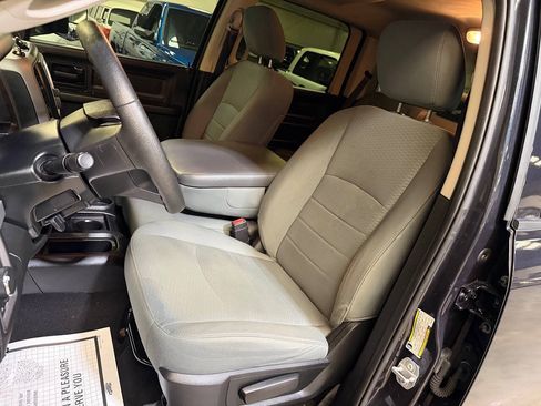 Used 2018 RAM 2500 Tradesman w/ Chrome Appearance Group AWD/4WD image 11