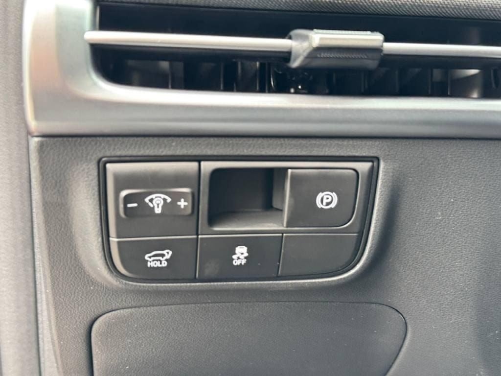 New 2026 Hyundai Tucson Limited AWD/4WD image 18