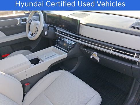 Used 2025 Hyundai Santa Fe SEL image 8