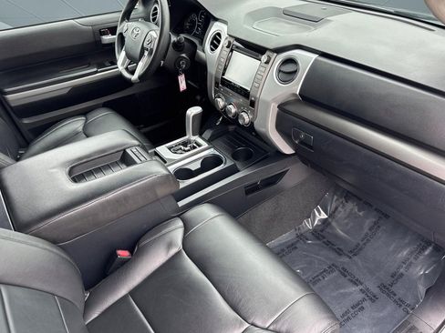 Used 2019 Toyota Tundra SR5 w/ SR5 Upgrade Package RWD image 30