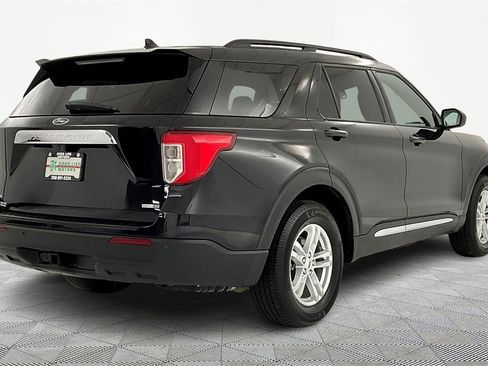 Used 2020 Ford Explorer XLT w/ Cold Weather Package image 6