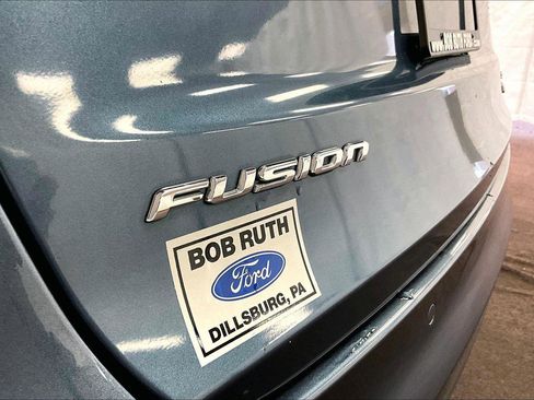 Used 2019 Ford Fusion SE image 14