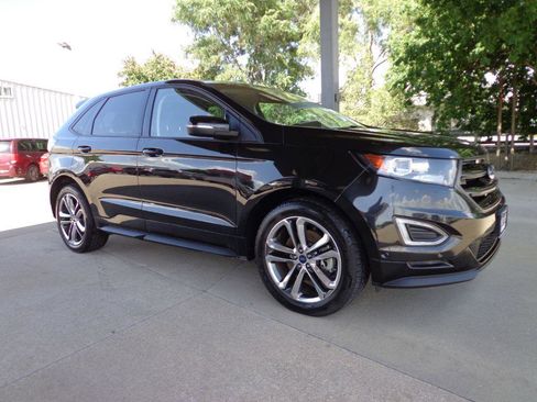 Used 2015 Ford Edge Sport w/ Equipment Group 401A AWD/4WD image 3