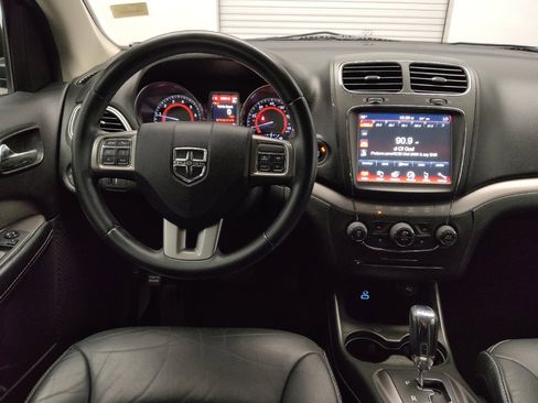 Used 2020 Dodge Journey Crossroad FWD image 22