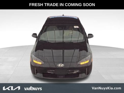 Used 2023 Hyundai Ioniq 6 SEL image 2