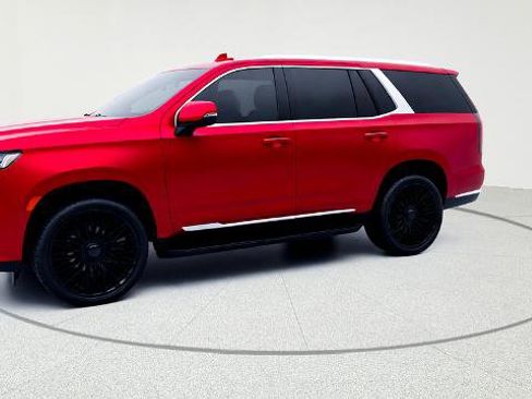 Used 2024 Cadillac Escalade Premium Luxury image 5