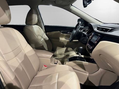 Used 2016 Nissan Rogue SL image 15