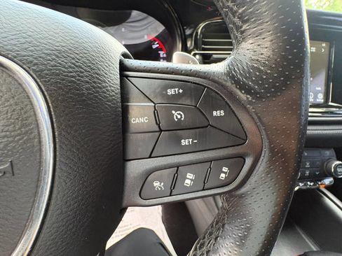 Used 2022 Dodge Durango GT RWD image 39