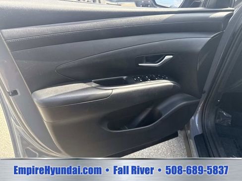 Used 2025 Hyundai Tucson SEL AWD/4WD image 17